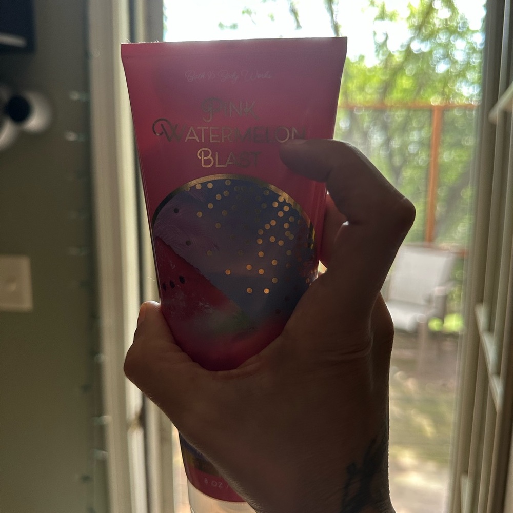 Bath & Body Works Pink Watermelon Blast - Picture 4 of 4